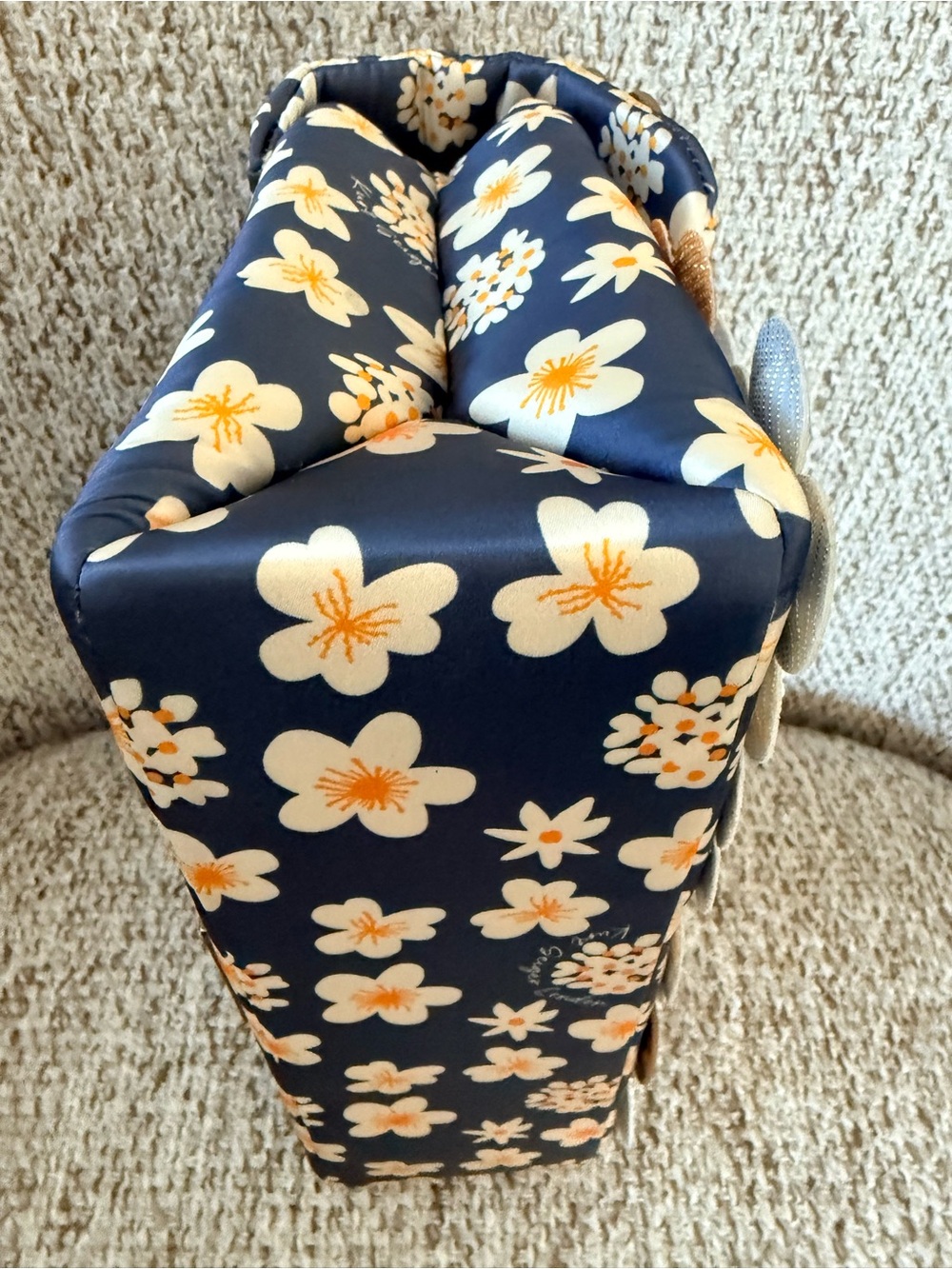 Kurt Geiger London Kensington Daisy Shoulder Bag Navy Blue 3D Floral NWT - Picture 8 of 12